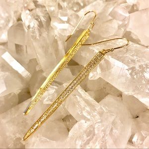 β¨Gold Sparkling Spike Earringsβ¨